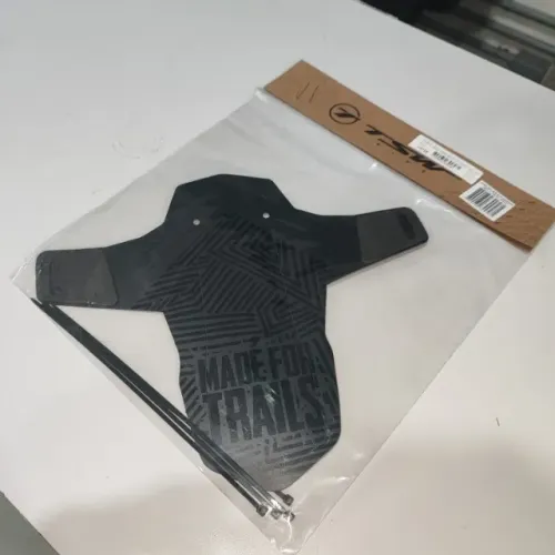 PARALAMA DIANTERIO DE BICICLETA TSW MOD.11 NYLON MTB PRETO