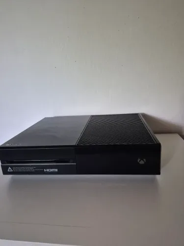 Xbox One COM DEFEITO - mais informações na descrição (faço envio)