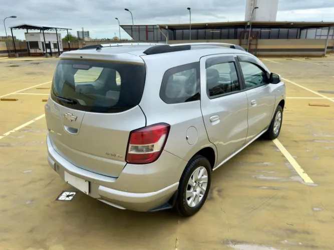 Chevrolet Spin LTZ 1.8 8V Econo.flex 5P Aut. 2014