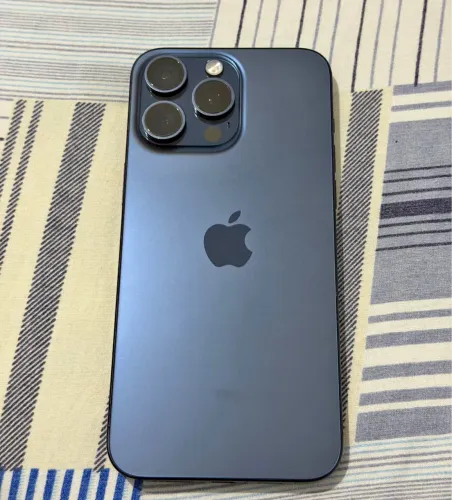 iPhone 15 pro max azul titânio 256 gb