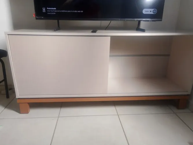 Venta de TV + móvel de TV.