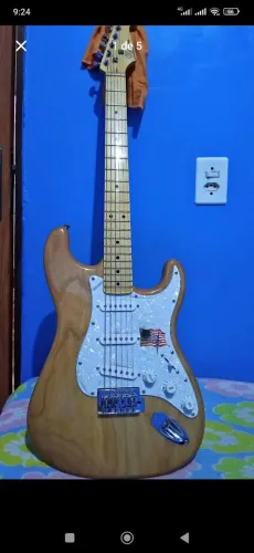 Guitarra sx stratocaster 