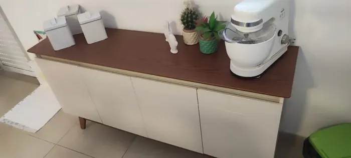 Buffet 4 Portas 136cm Retrô - Cor: Freijó/Off White