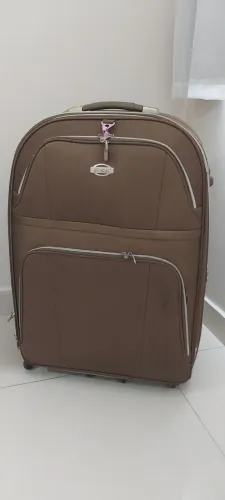 Vendo mala grande para viagem