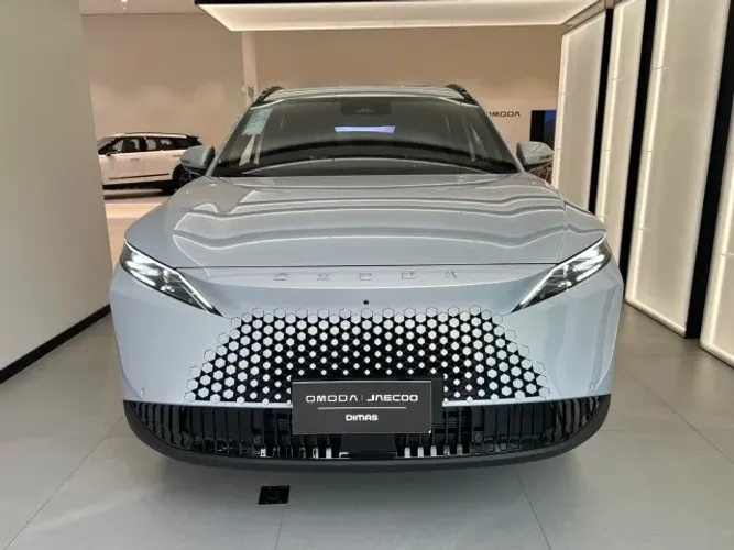 Omoda 7 Prestige 1.5 TB FWD 2026