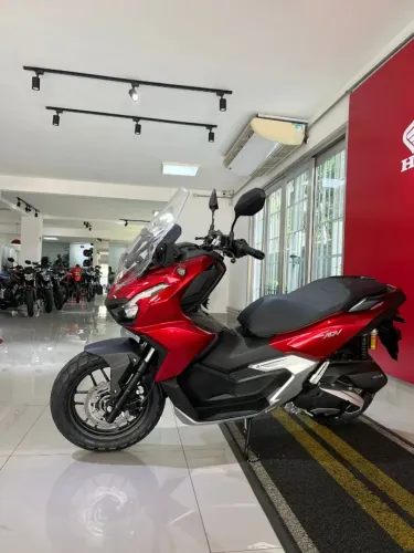 ADV 160 - ÚLTIMAS UNIDADES A PRONTA ENTREGA