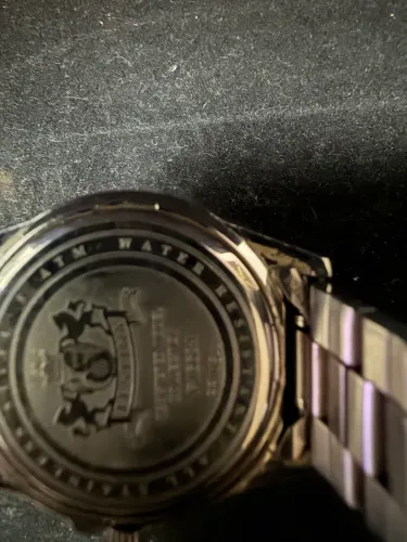 Elegante relógio Festina, comprado nas lojas Vivara 