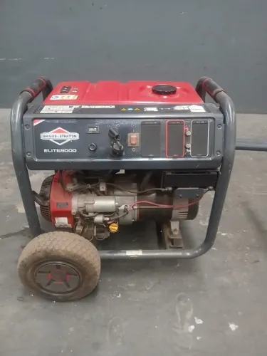 GERADOR BRINGGS E STRATTION ELITE 8000 XR 2100 420 CC