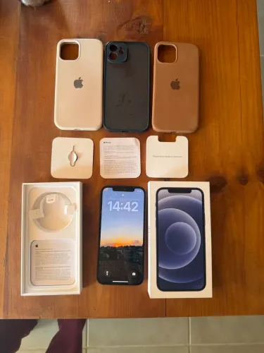 Iphone 12 com 64 GB