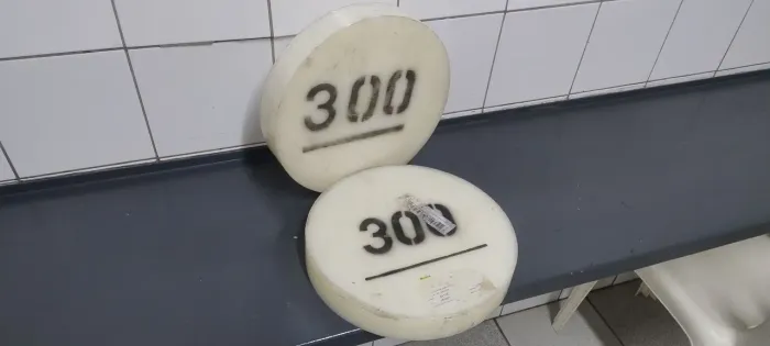 Bolacha de nylon 6.0 300mm x 50mm