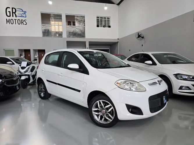 Fiat Palio Attractive 1.0 EVO Fire Flex 8V 5P 2015