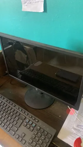 Monitor Brazil PC 20" HD+ (1600x900) 60Hz - HDMI / VGA - Seminovo/Excelente Estado