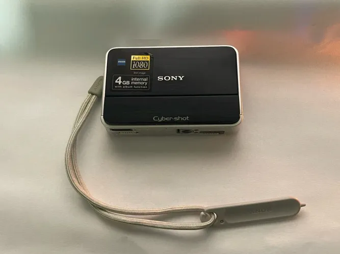 câmera digital compacta Sony Cyber-shot DSC-T2 (SEM BATERIA