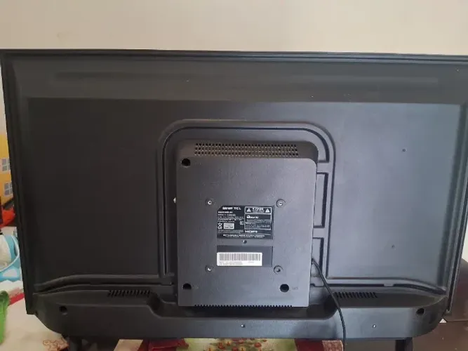 TV LED TCL 30 POLEGADAS (TELA NÃO FUNCIONA)