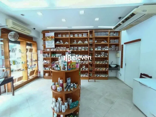 Ponto Comercial à Venda no Gonzaga 61m² em Localização Estratégica