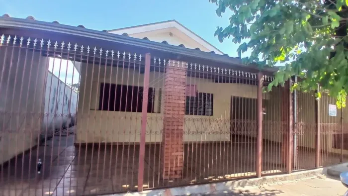 Casa Padrão à Venda no Jardim Bela Vista - Américo Brasiliense