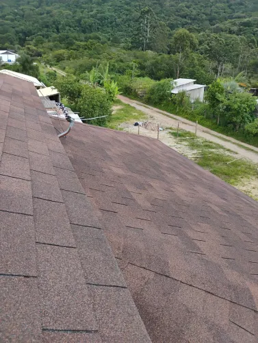 Mão de obra especializada em telhados