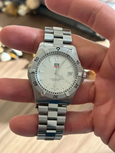 Tag Heuer 2000 Professional
