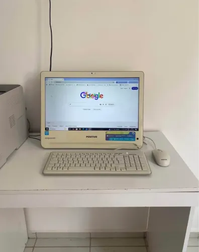 Computador de mesa POSITIVO 