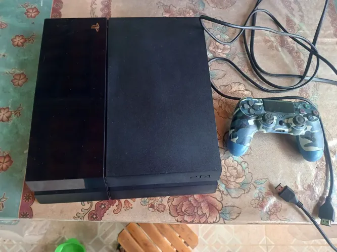 PlayStation 4 fat desbloqueado