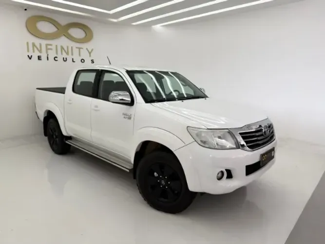 Toyota Hilux CD SRV 4X4 2.7 Flex 16V Aut. 2015