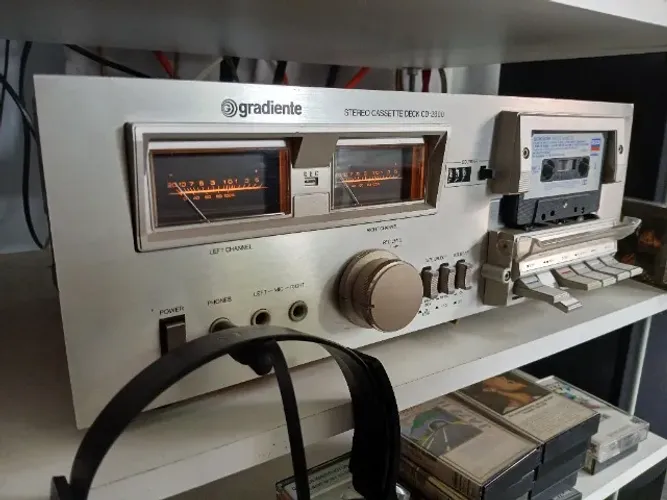 Tape deck Gradiente 2800