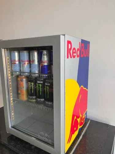Expositor Red Bull 45L Funcionando Perfeitamente