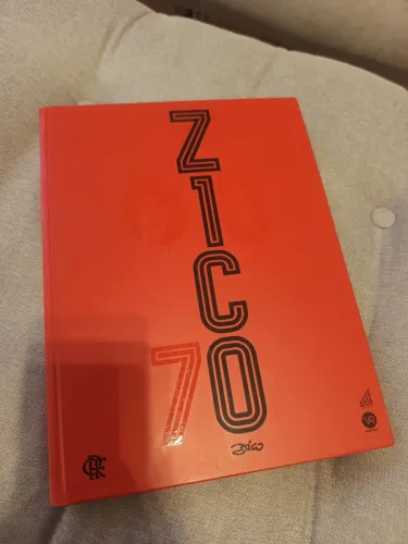 Livro Zico 70 anos