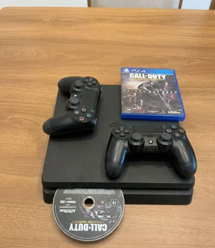 Playstation 4 slim