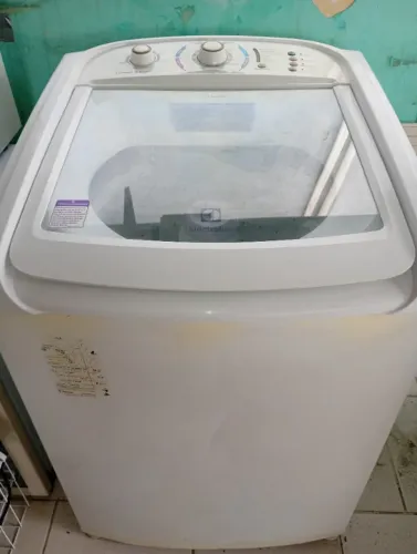 Lava roupa Eletrolux 15 kilos 220 volts