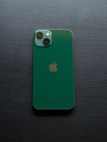 Vende-se Iphone 13 Bom estado