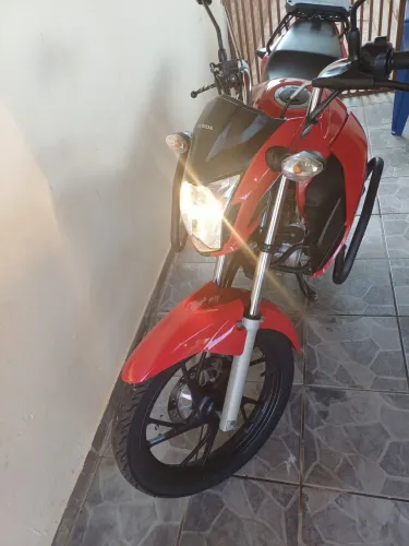 ? Honda CG Fan 160 2024 Vermelha - IPVA Pago - Pneus Novos - R$ 16.800 ?