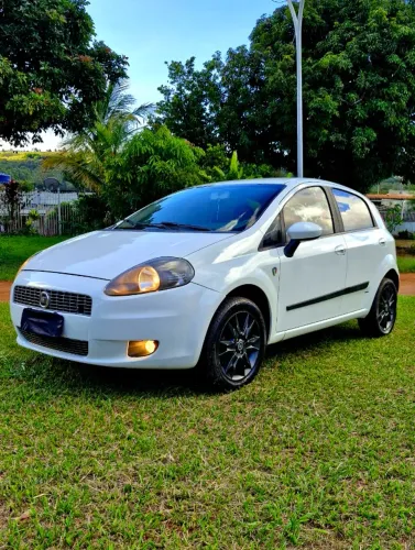 Fiat Punto Attractive Italia 1.4 F.flex 8V 5P 2012