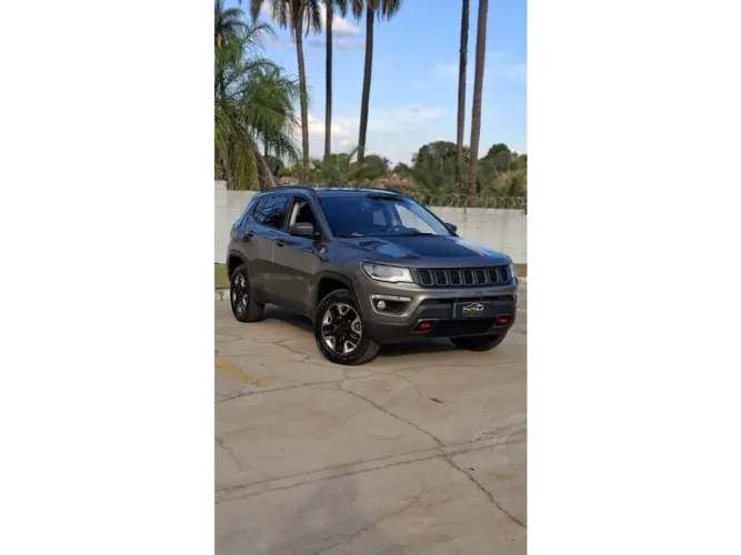 Jeep Compass Trailhawk 2.0 4X4 Dies. 16V Aut. 2017