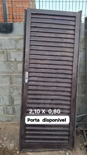 Porta de alumínio 80x2,10
