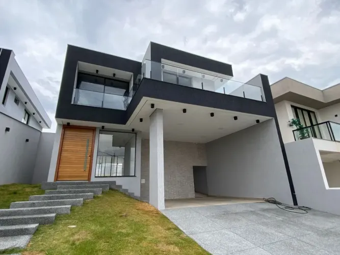 Casa em Lagoa Santa no Condomínio Golden Class