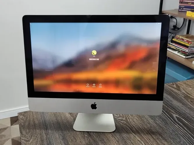 iMac 21" Mid 2011 i5 2.5 GHz