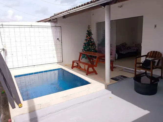 Casa 2/4 com PISCINA e ÁREA GOURMET em Condomínio Grand Jardim