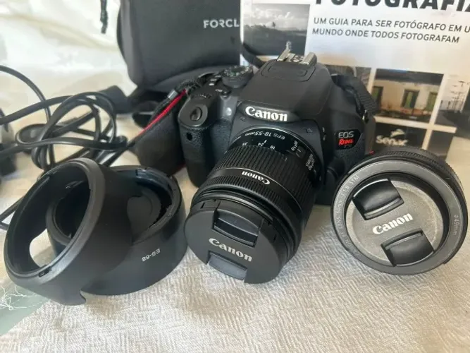 Máquina Fotográfica Canon
