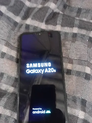 Celular Samsung galaxi A20S