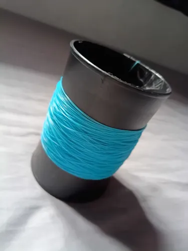 Lata de pipa com náilon