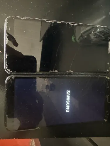 Samsung J6+