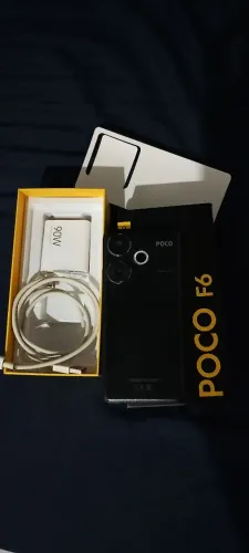 Troco poco f6 em outro celular ?leia a descrição?