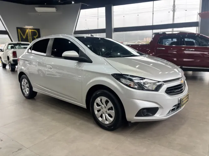 Chevrolet Onix JOY Hatch 1.0 8V Flex Mec. 4P 2020