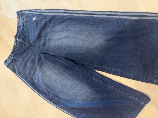 CALÇA JEANS ESPORTIVA FIREBIRD ADIDAS