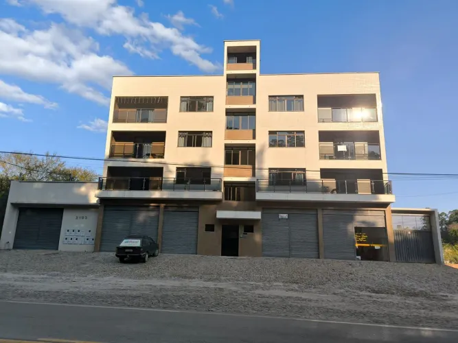 Alugo apartamento 02 quartos