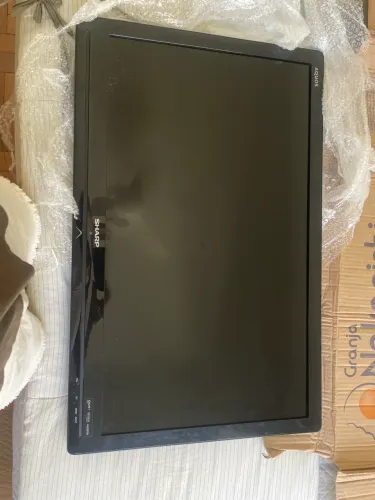 TV Sharp 32? + Chromecast