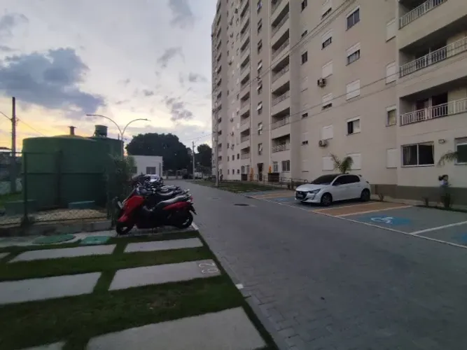 Apartamento 2 Quartos para Aluguel - NOVO com Quintal Privativo (Área Privativa) - R$ 1200