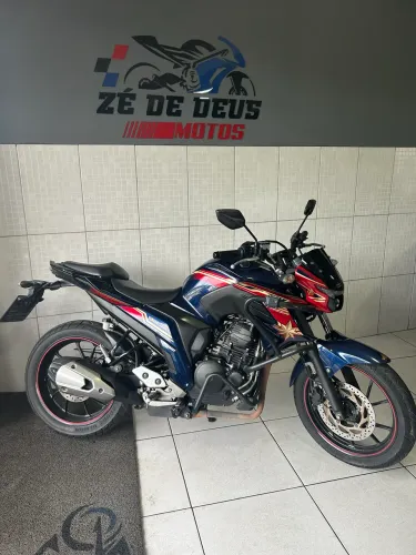 Fazer 250 edição especial FINANCIAMOS PELO BANCO