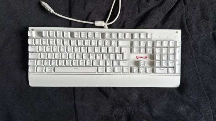 Teclado Gamer Mecânico Redragon Kala
